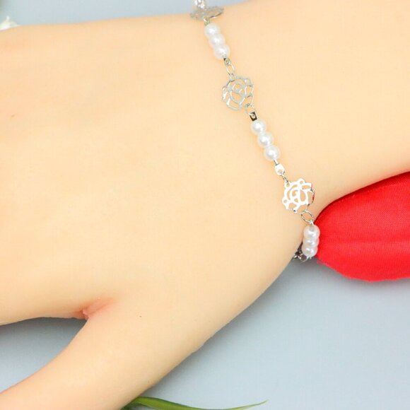 "Elegant & Trendy Bracelet, A Perfect Gift for Women, Thoughtful, EVCH1743 - Picture 4 of 11